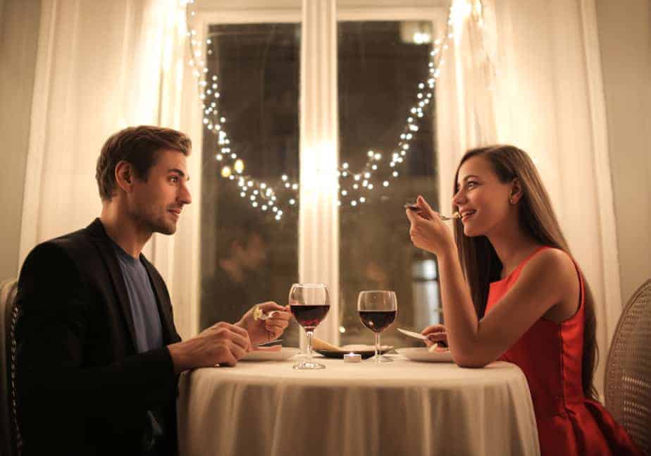7 Möglichkeiten, einen Narzissten beim ersten Date zu erkennen