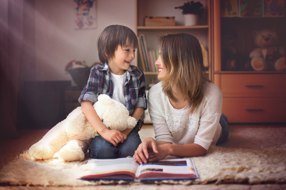Die 10 wirksamsten Erziehungsregeln für Mütter mit Söhnen