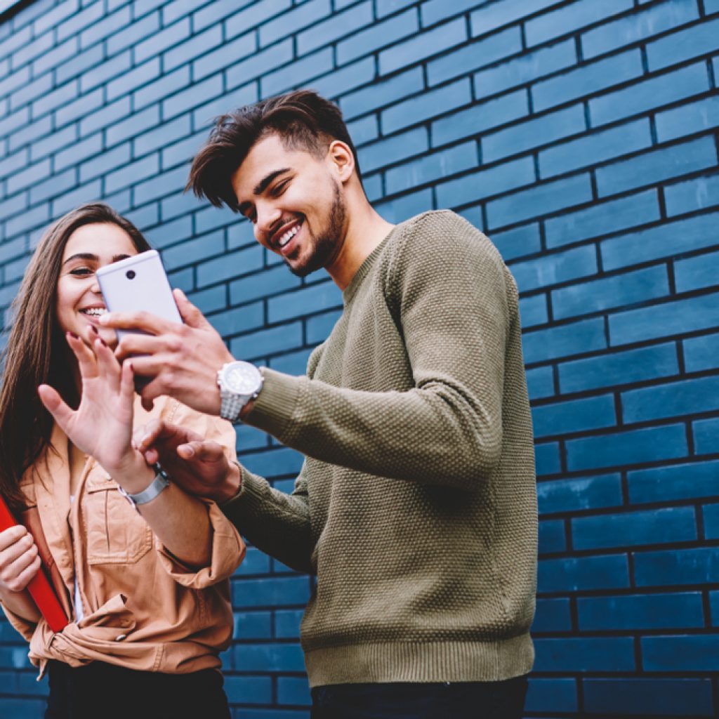 Hat Sie Interesse An Mir Oder Ist Sie Nur Nett Hat sie Interesse an mir oder ist sie nur nett – So findest du heraus