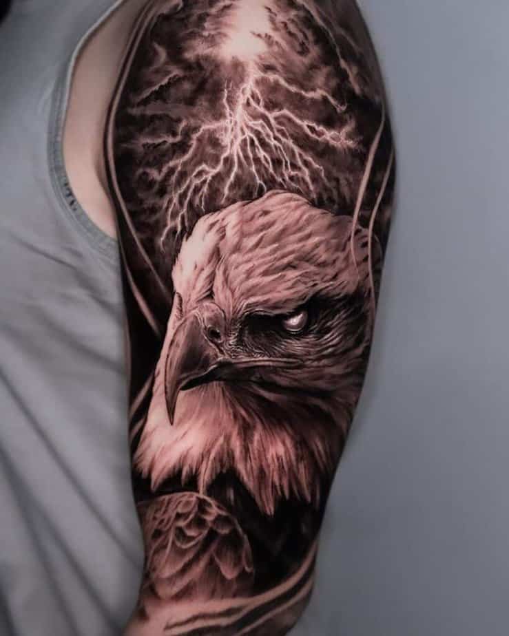 13. Epischer Adler Oberarm Tattoo