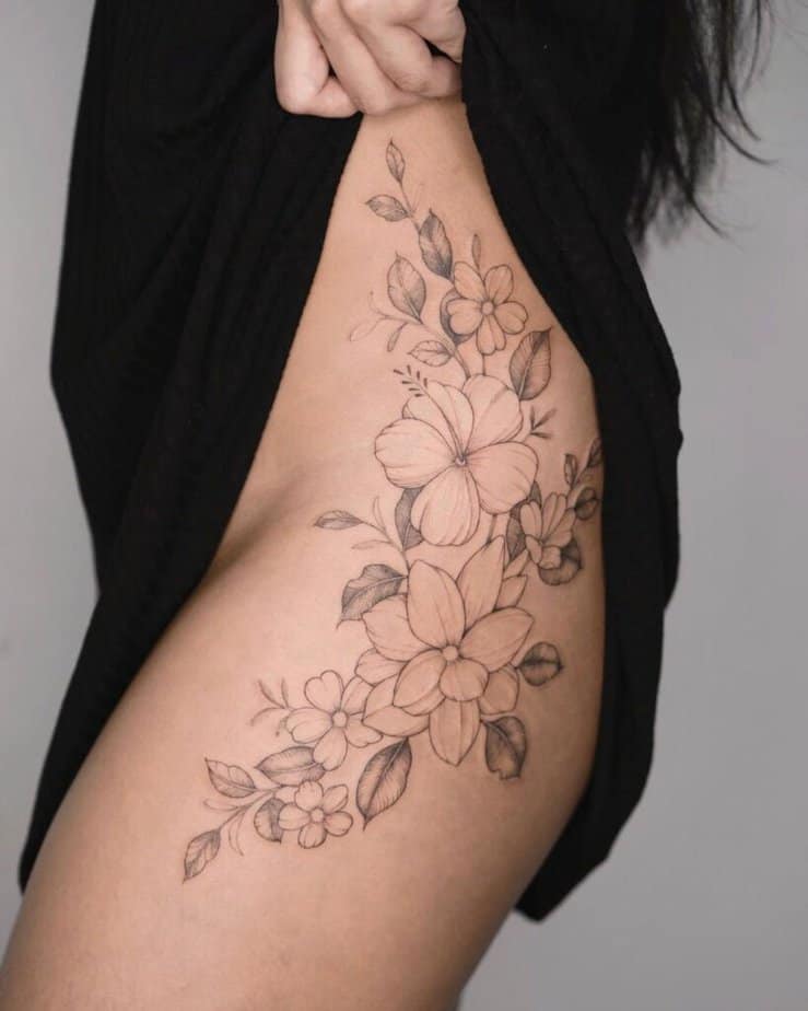11. Elegante florale Tattoos