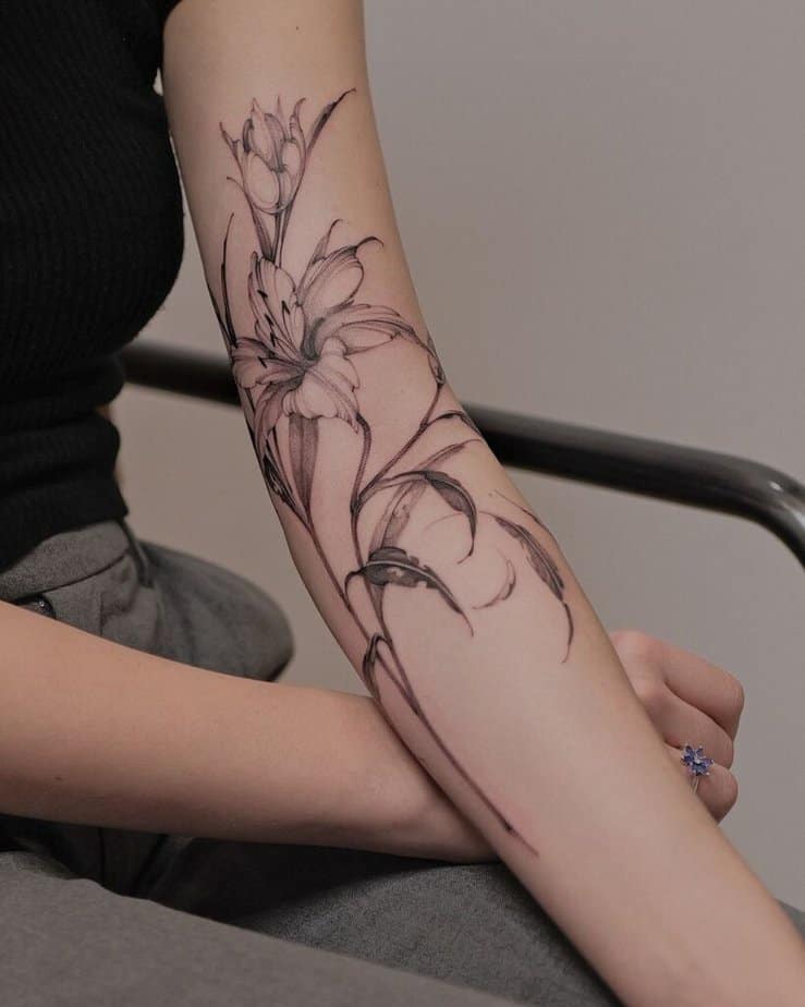 3. Feine Linie florale Tattoos