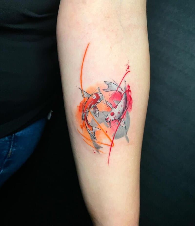 16. Ein Koi-Fisch-Tattoo