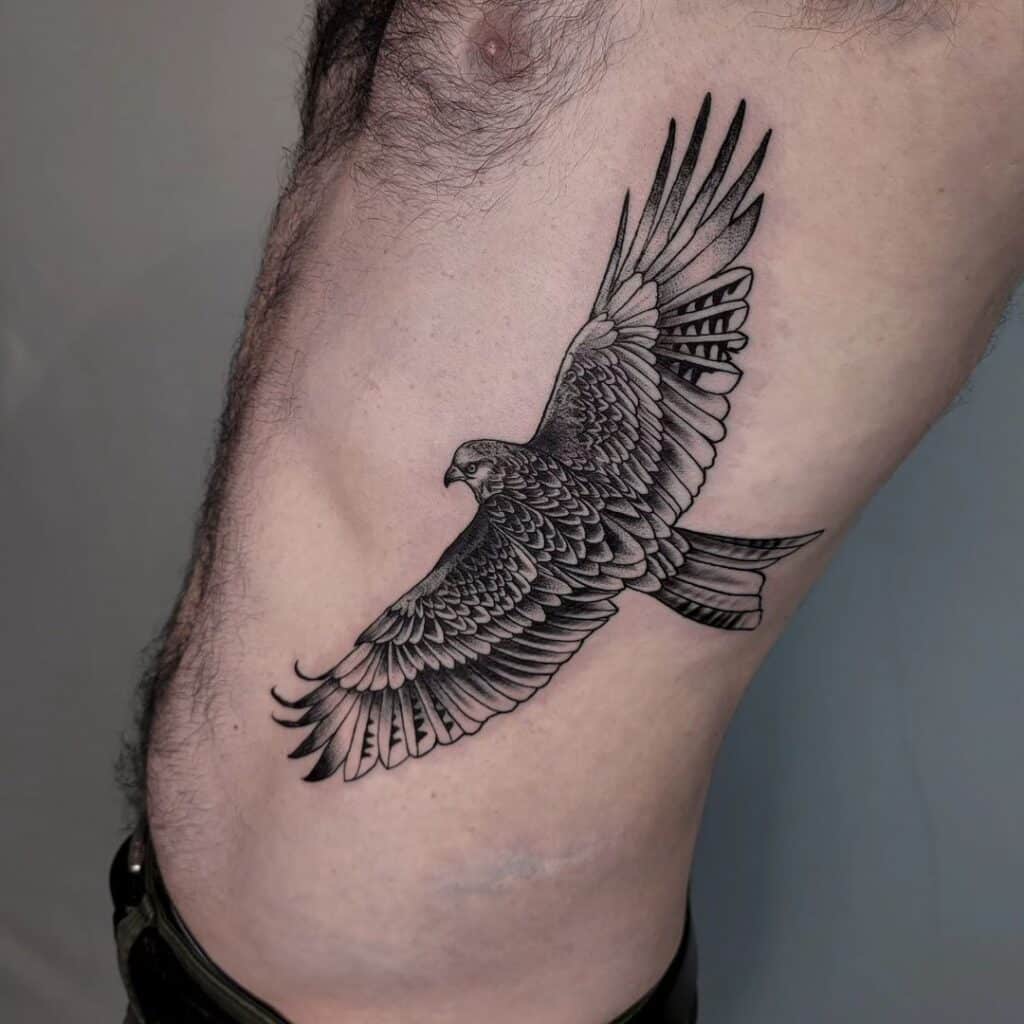 14. Ein Adler-Tattoo