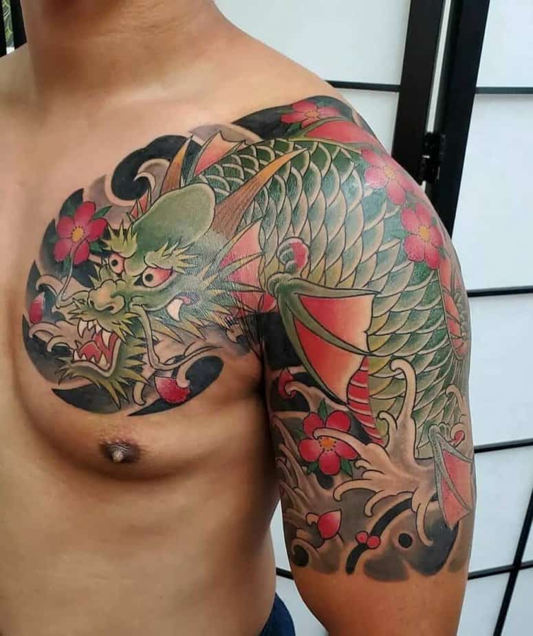 Grüner Drache Koi Tattoo