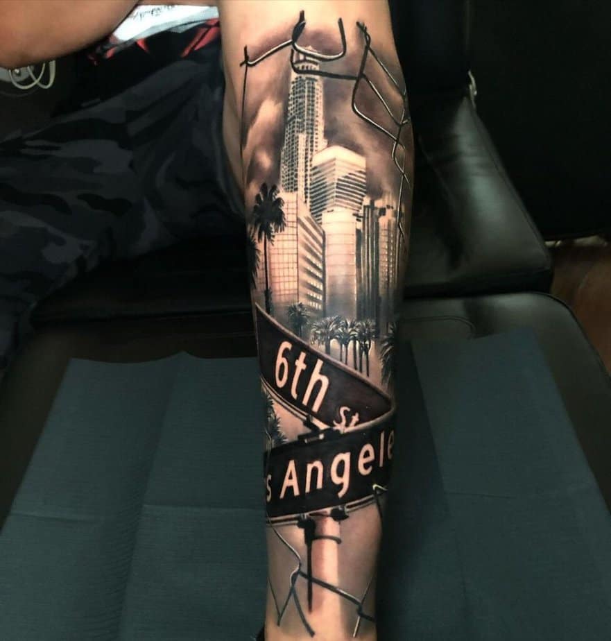 14. Ein Straßen-Tattoo in Los Angeles 