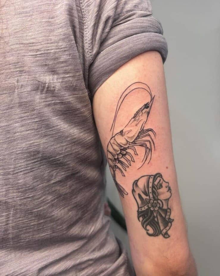 12. Eine weitere Krabben-Tätowierung auf der Rückseite des Arms