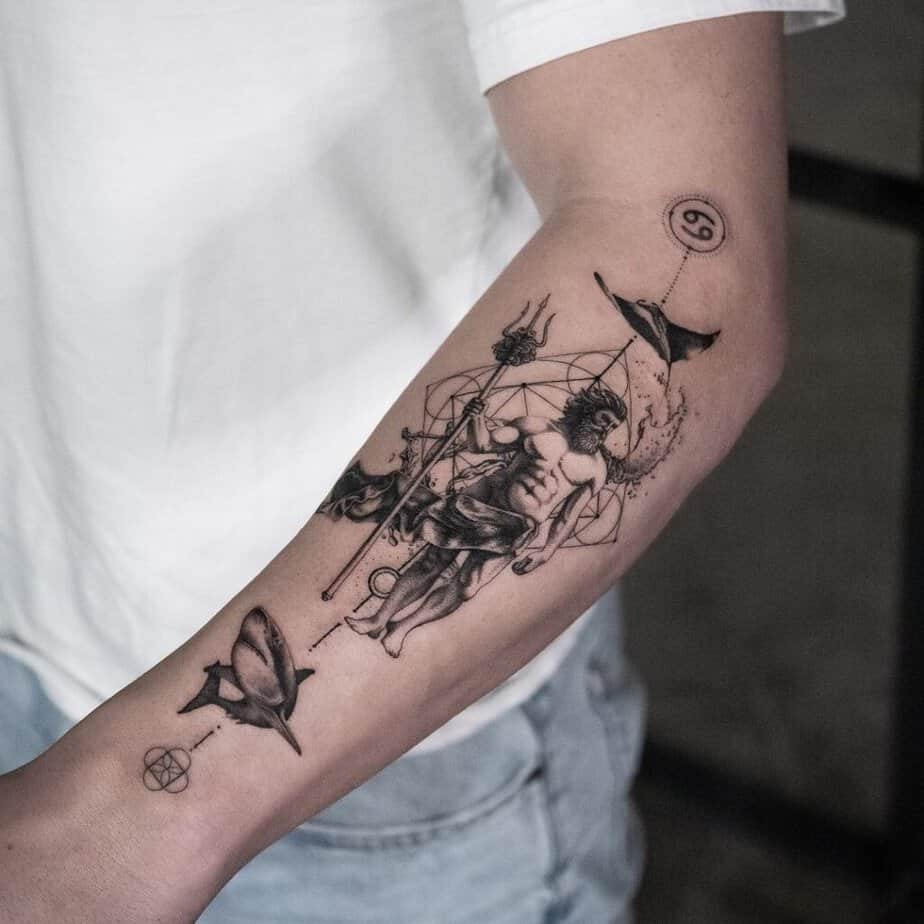 Geometrische Poseidon-Tattoos