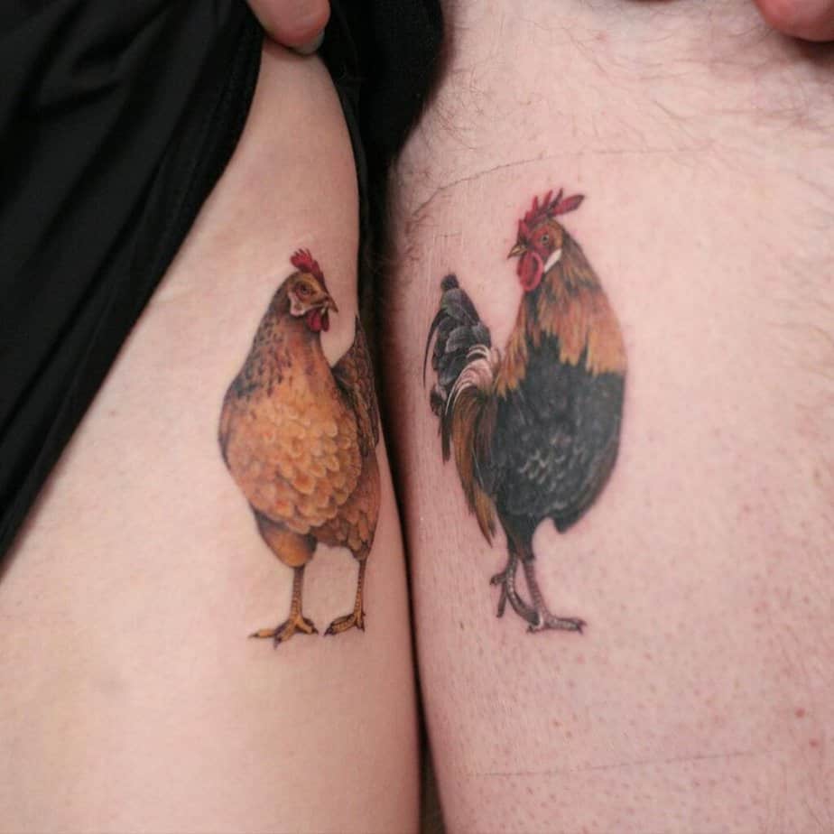 12. Ein passender Hahn und eine passende Henne als Tattoo 