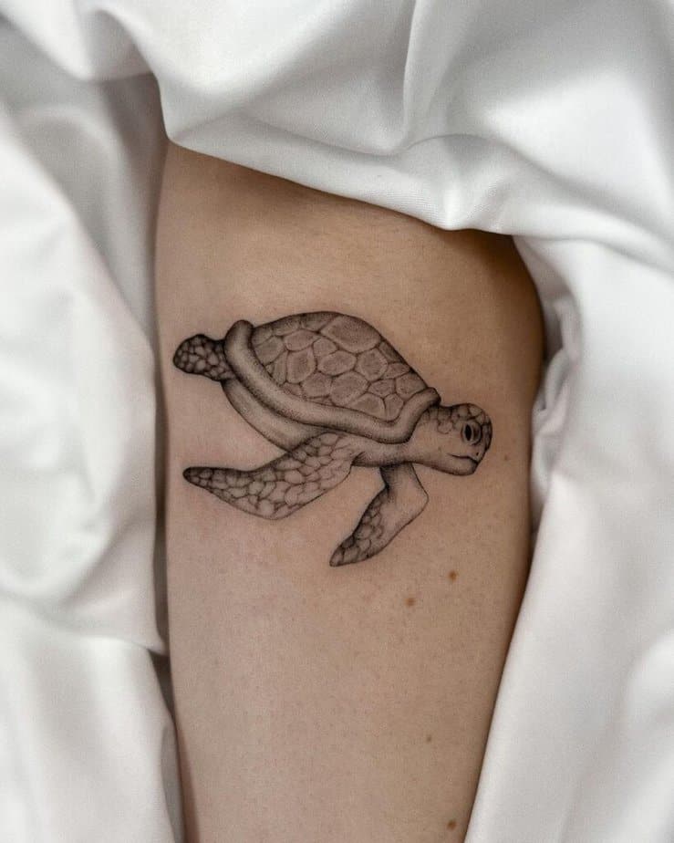2. Eine gepunktete Meeresschildkröte als Tattoo 