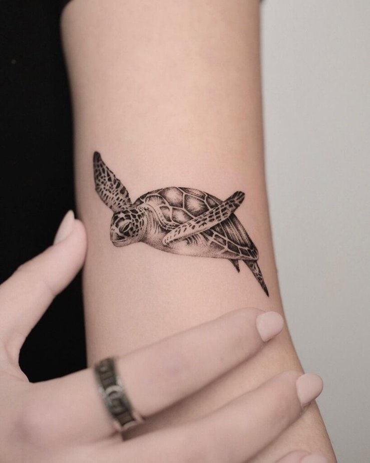 1. Ein einfaches Meeresschildkröten-Tattoo 