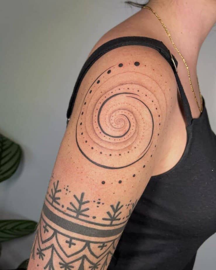 10. Ein Fibonacci-Tattoo mit Punkten