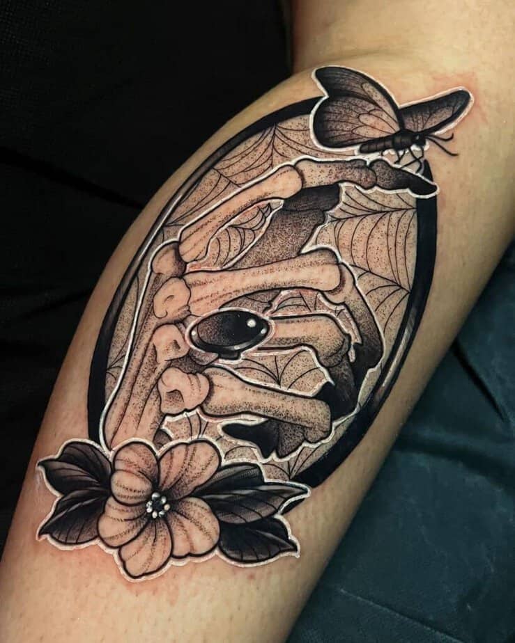Gothic Skelett Hand Tattoo