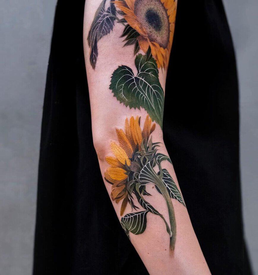 21. Eine bunte Sonnenblume Tattoo Ärmel