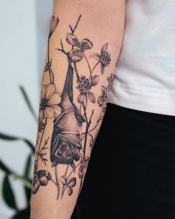 Schwarze und graue Fledermaus-Tattoos