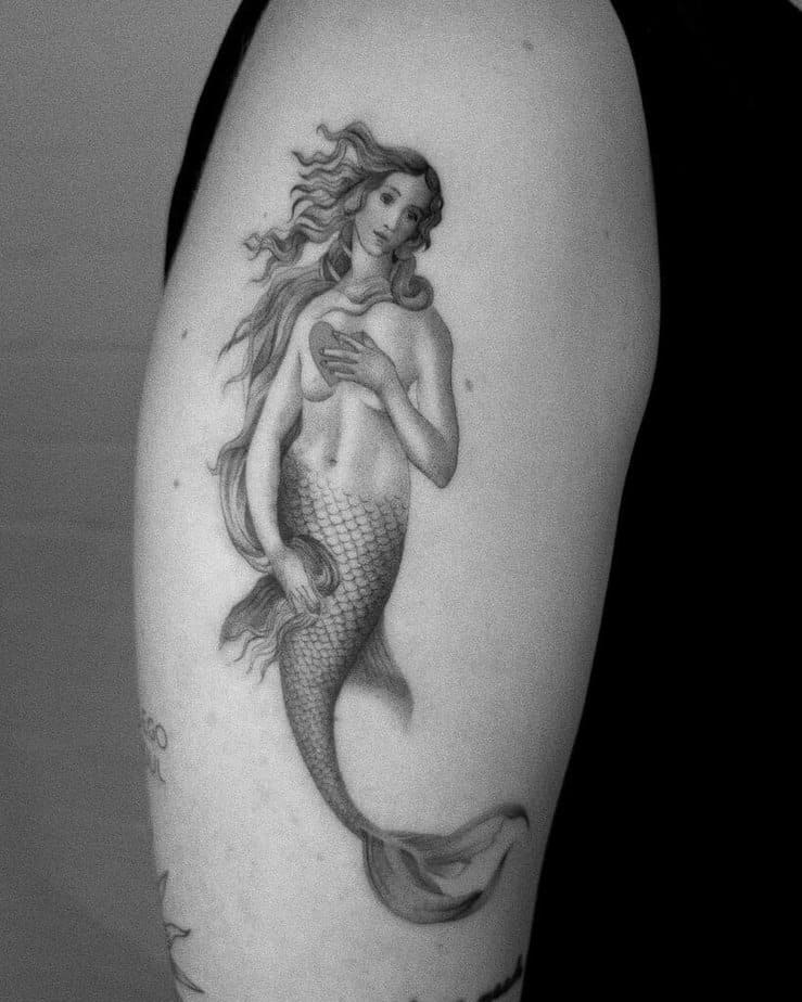 17. Venus-Meerjungfrau-Tattoo 