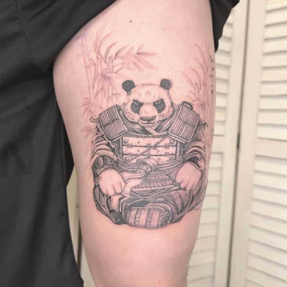 20. Ein Krieger-Panda-Tattoo 