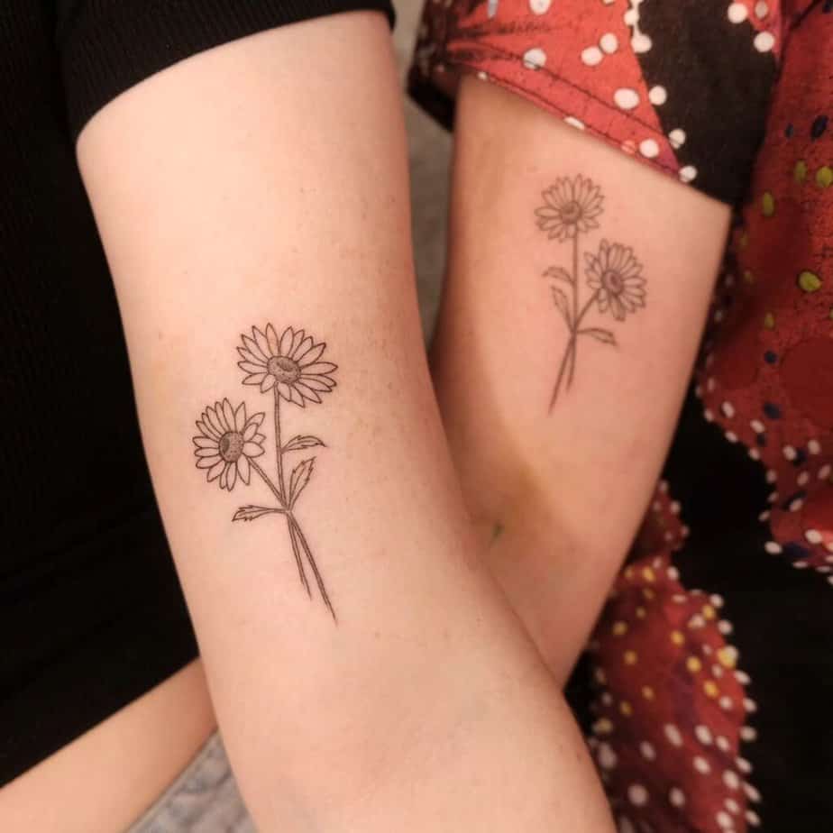 13. Passende Gänseblümchen-Tattoos 