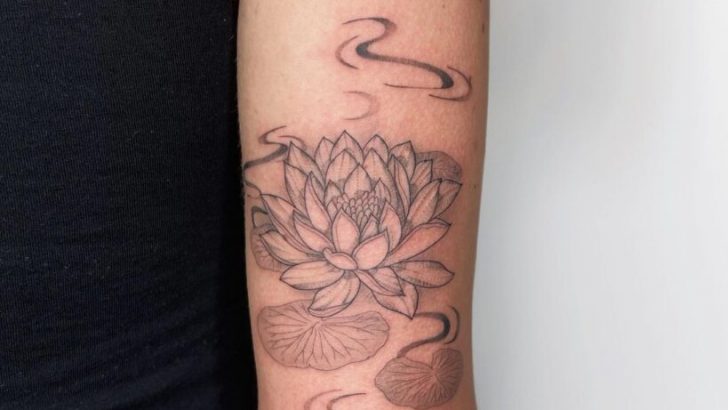 25 faszinierende Seerosen-Tattoos für einen Hauch von Eleganz