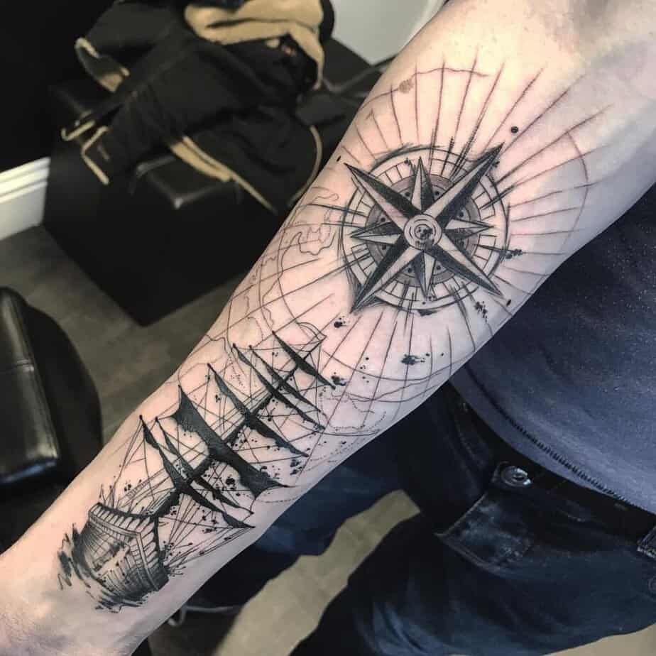 Große Kompass Tattoo Ideen