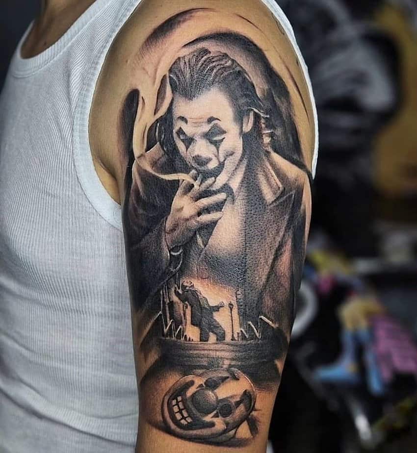 20. Joaquin Phoenix' Joker am Oberarm