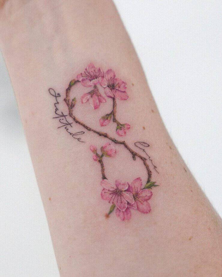 Kirschbluten Tattoo Rucken