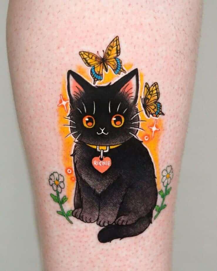 19. Charmante schwarze Katze mit Schmetterlingen