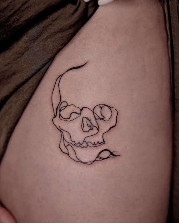 5. Ein Totenkopf-Tattoo
