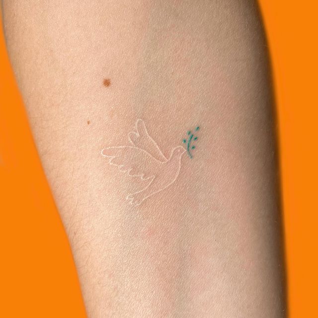 1. Tauben-Tattoo