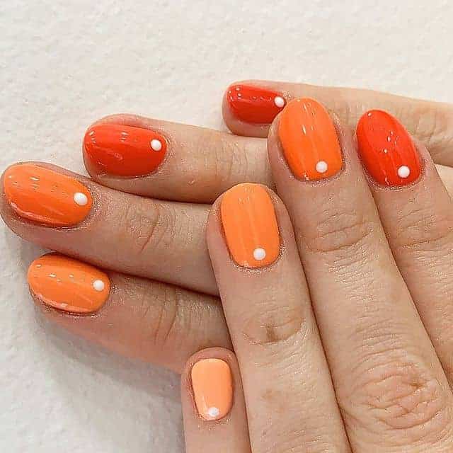 18. Orangefarbener Farbverlauf