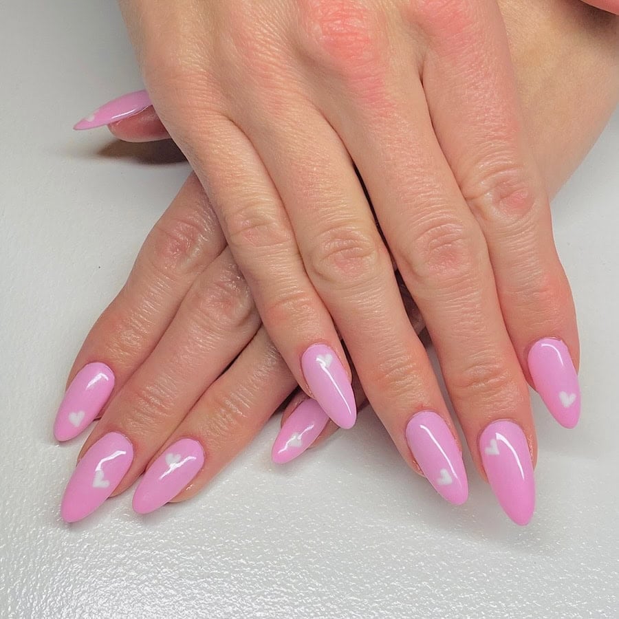 33. Zarte Bubblegum Pink Nägel