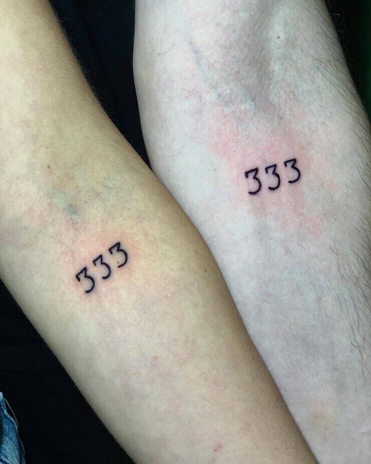 19. Passende 333 Tattoos