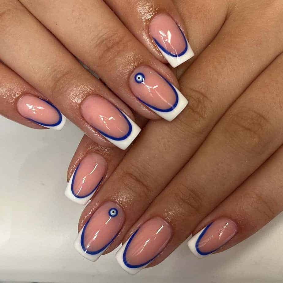 21. Verblüffende doppelte French Nails