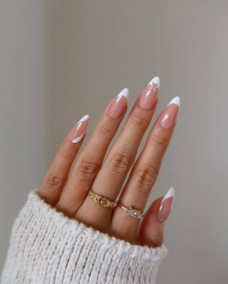 20. Kreative weiße French Tips