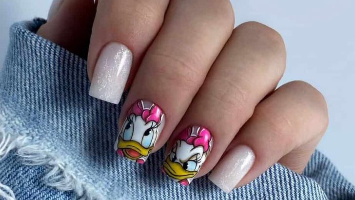 36 lustige Cartoon-Nageldesigns für deine nächste Maniküre