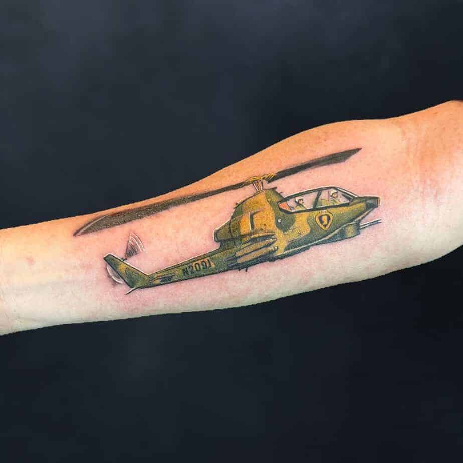 39. Kampfhubschrauber Militär-Tattoos