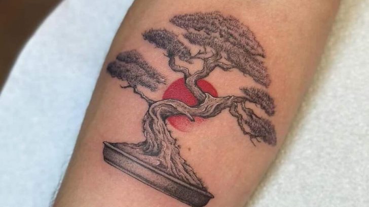 19 Komplizierte Bonsai-Baum-Tattoos für einen ausgeglichenen Geist