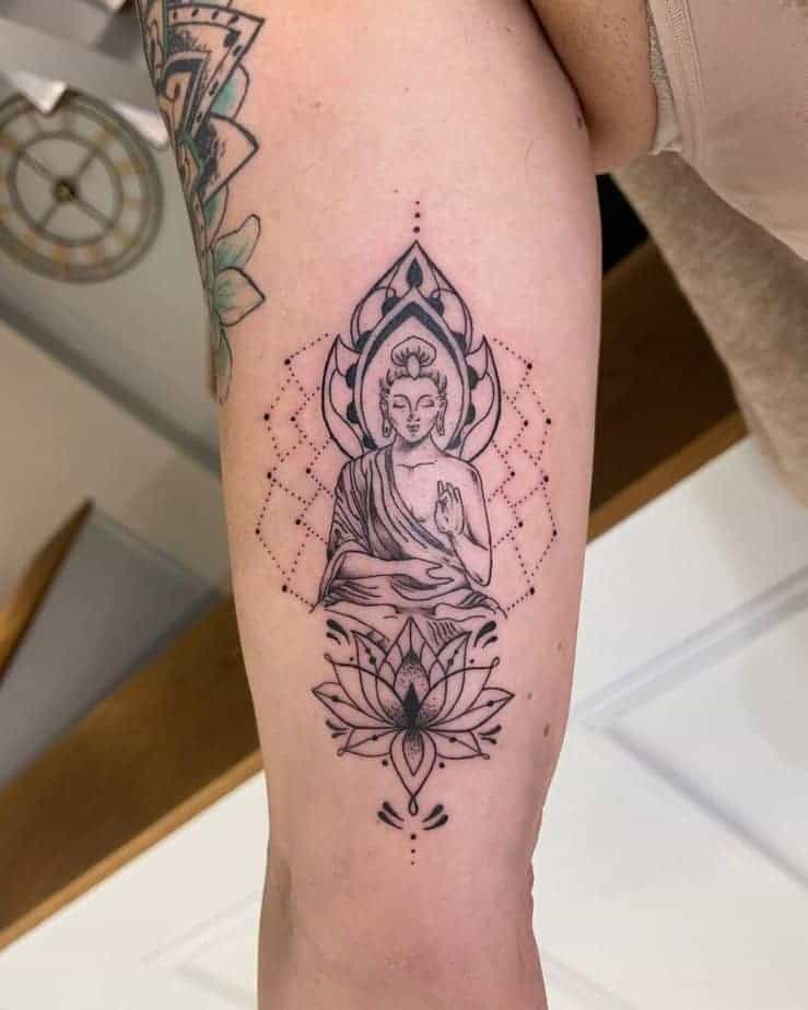 15. Buddha-Tattoo