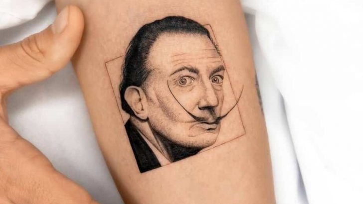 18 Mikro-realistische Tattoos: Kleine Kunst mit großer Wirkung