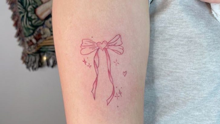 18 Wunderschöne Schleifen-Tattoos zum Einpacken