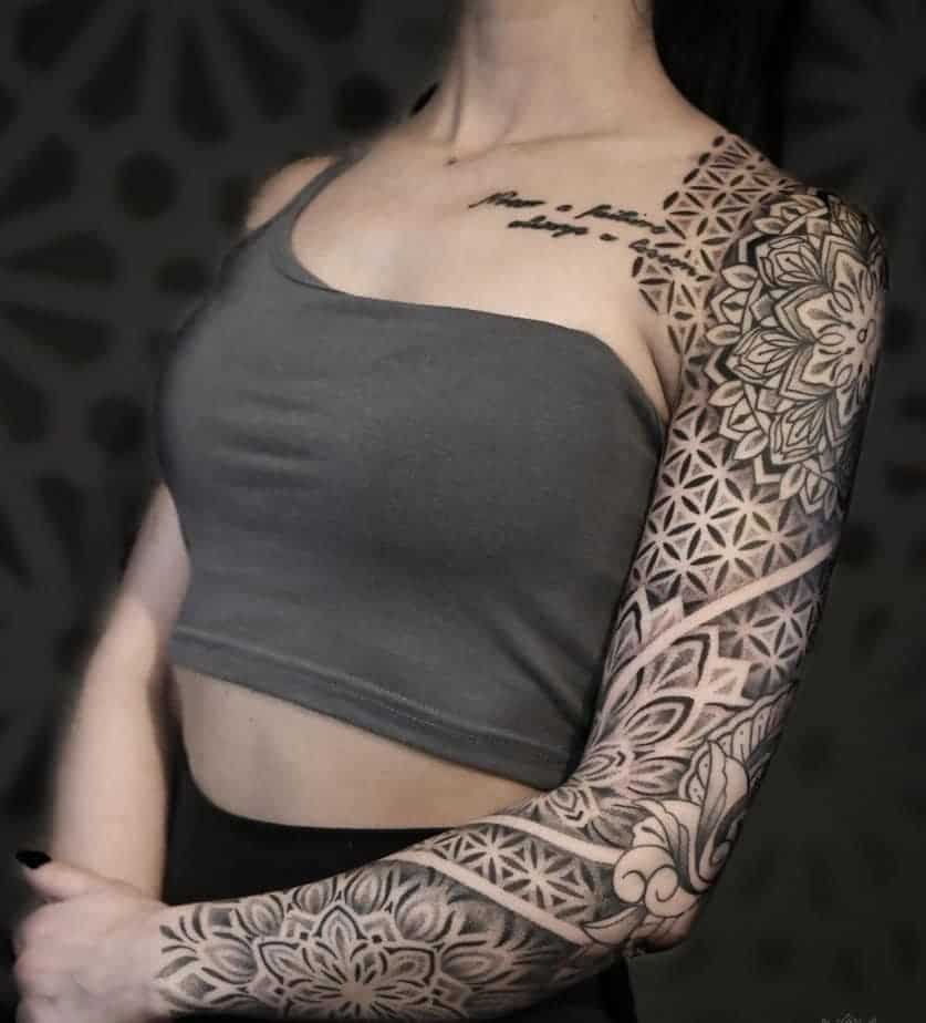 1. Die florale Geometrie, die auf deinem Arm erblüht