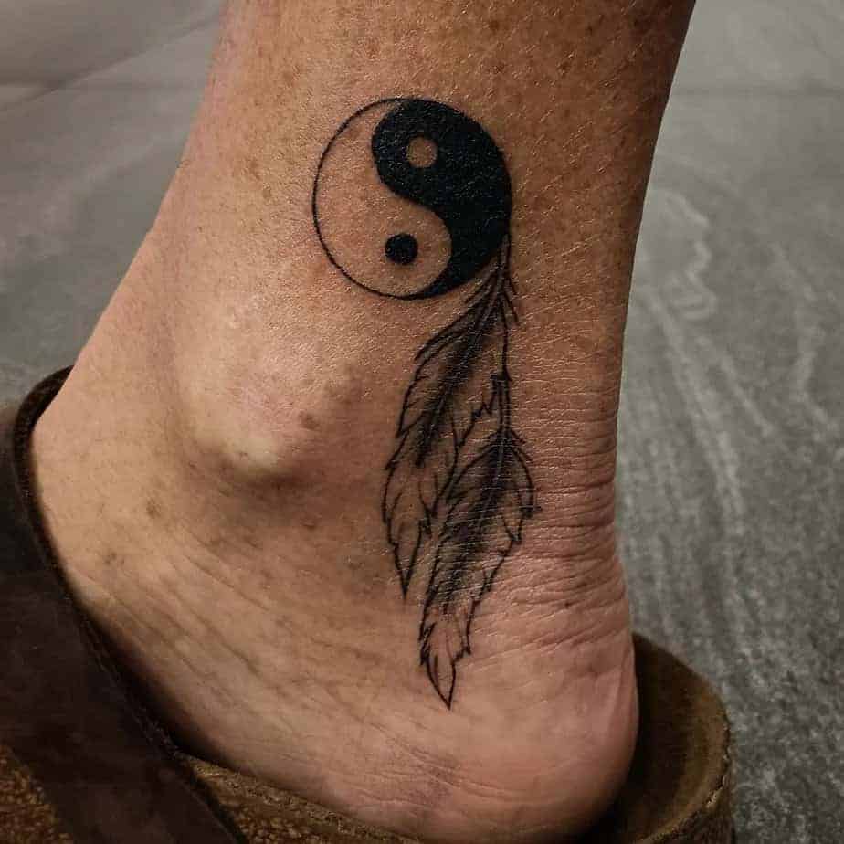 17. Gefiedertes Yin-Yang