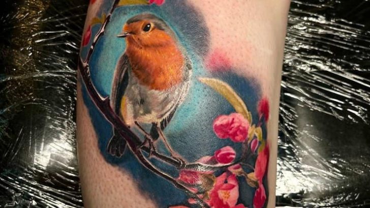 20 kreative und süße Robin-Tattoo-Ideen, die jeden beflügeln