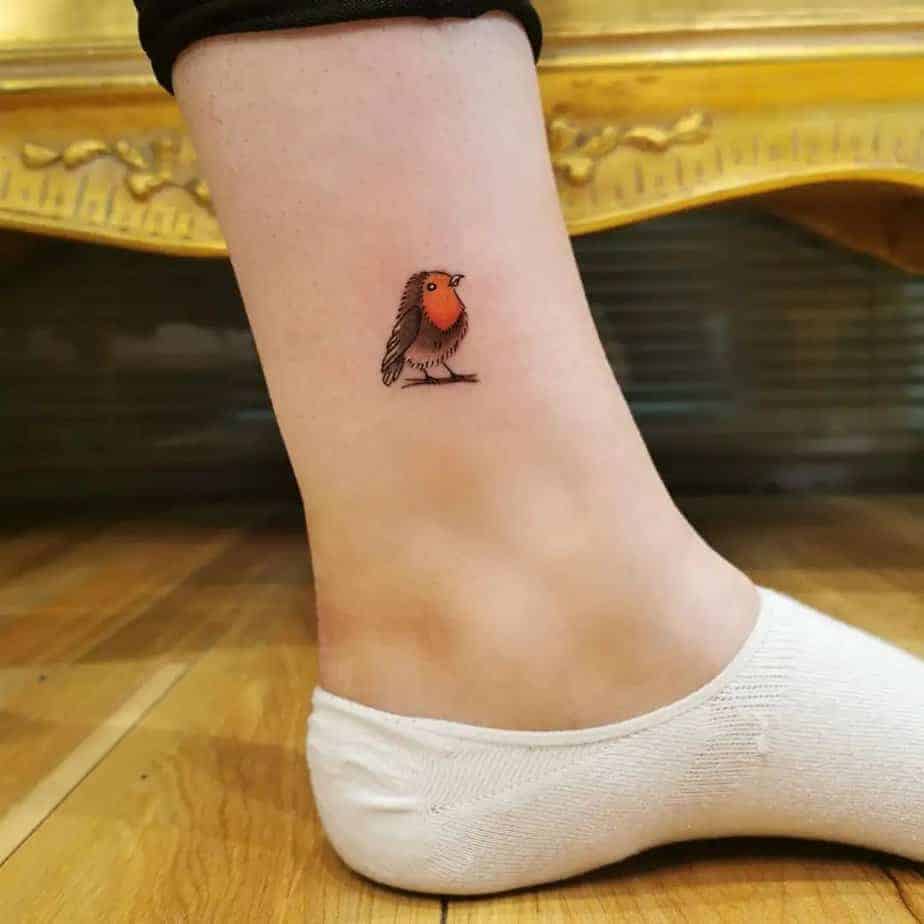 6. Knöchel-Tattoo