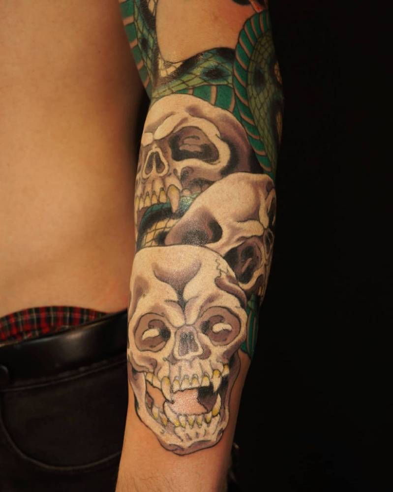 10. Totenkopf-Tattoo