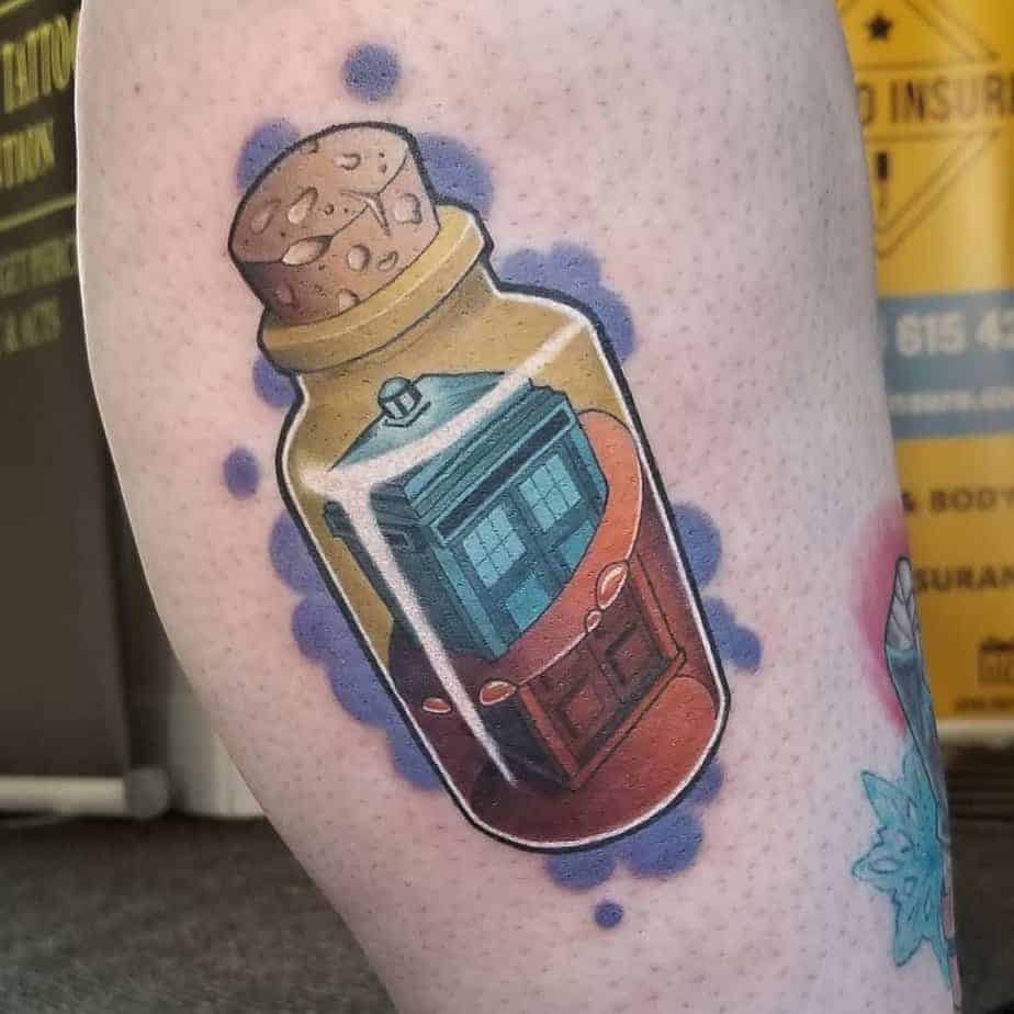 16. TARDIS in einer Flasche