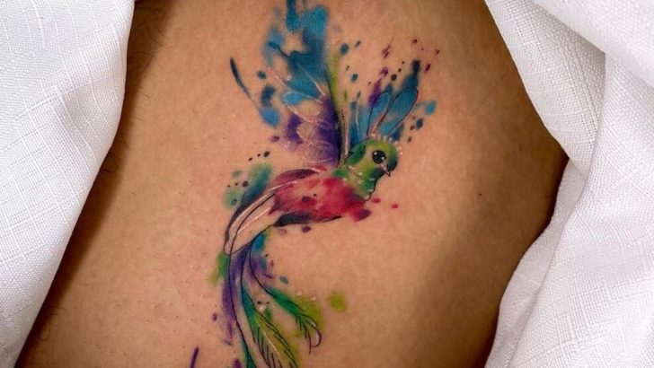 Fliege hoch mit diesen 18 lebhaften Quetzal-Tattoos