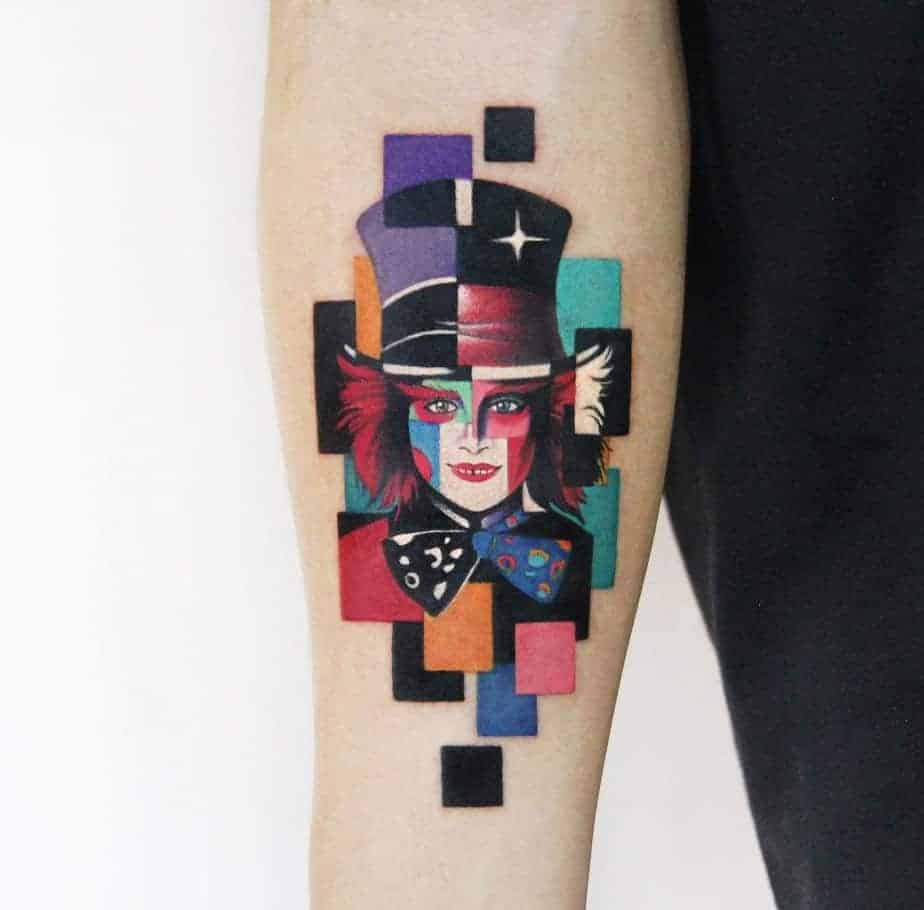 11. Tattoo des verrückten Hutmachers im Pixel-Stil