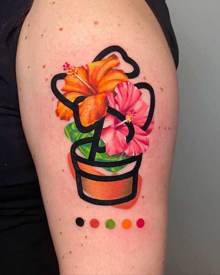 1. Zeitgenössisches Hibiskus-Tattoo