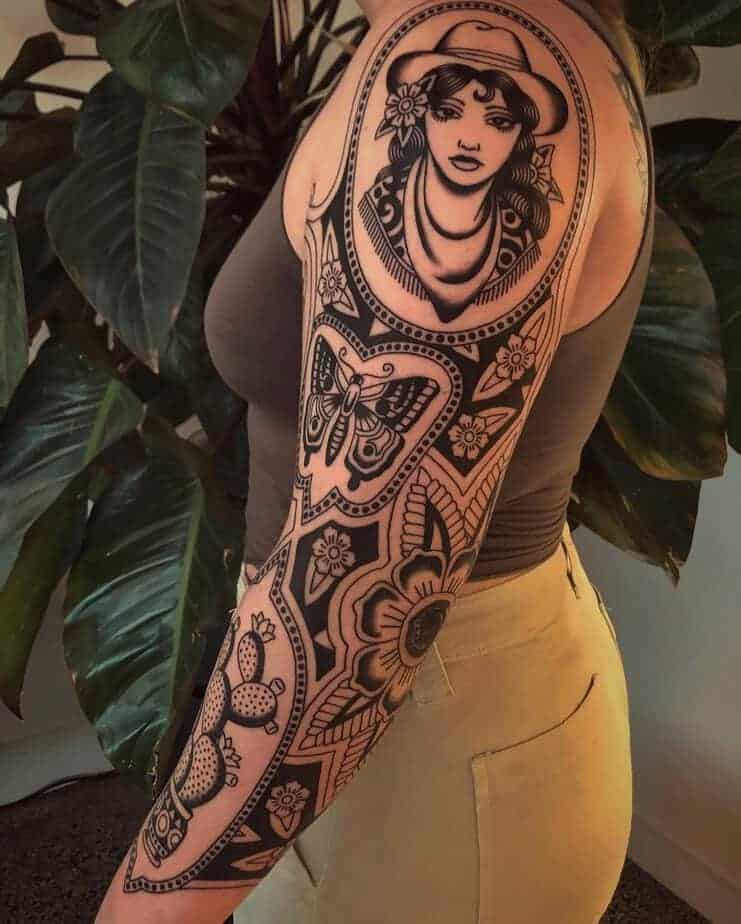 3. Gerahmte Tattoo-Hülle